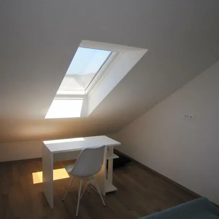 Daan Villa
